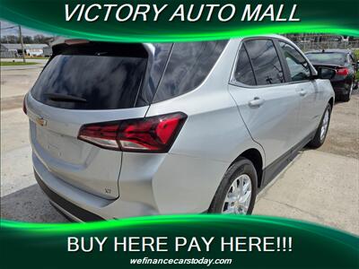 2022 Chevrolet Equinox LT   - Photo 2 - Toledo, OH 43612