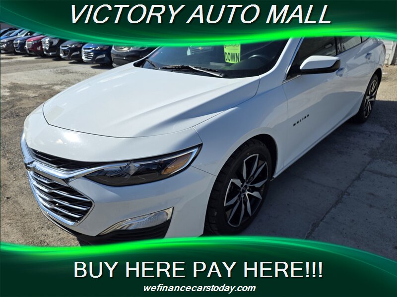 2022 Chevrolet Malibu RS   - Photo 1 - Toledo, OH 43612