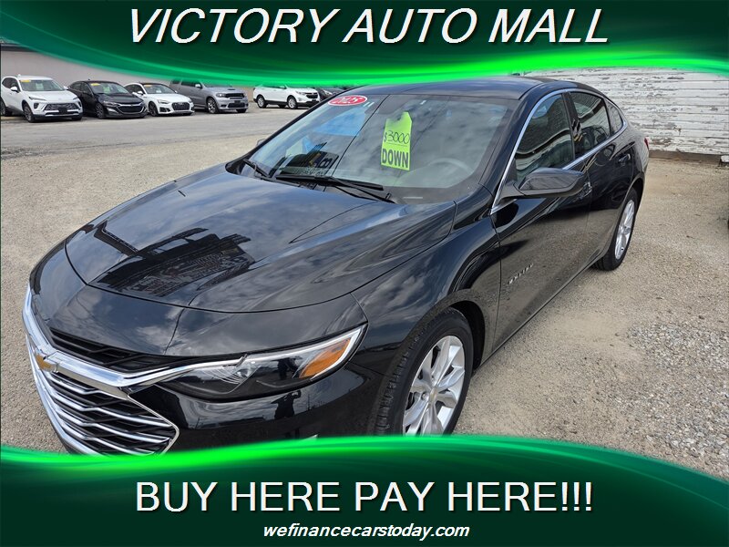 2025 Chevrolet Malibu LT   - Photo 1 - Toledo, OH 43612