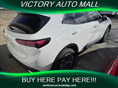 2024 Buick Envision Preferred   - Photo 2 - Toledo, OH 43612