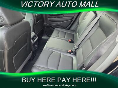 2023 GMC Terrain SLT   - Photo 4 - Toledo, OH 43612