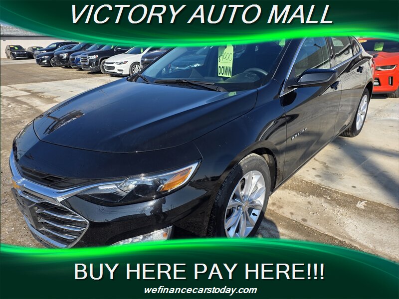 2025 Chevrolet Malibu LT   - Photo 1 - Toledo, OH 43612