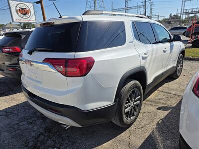 2019 GMC Acadia SLT-1   - Photo 2 - Toledo, OH 43612