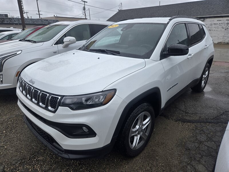 2023 Jeep Compass Latitude  