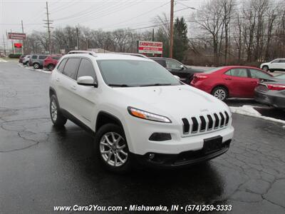 2014 Jeep Cherokee Latitude 4x4   - Photo 8 - Mishawaka, IN 46545