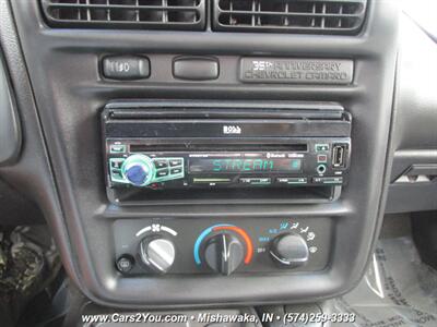 2002 Chevrolet Camaro Z28 Convertible 35th Anniversary   - Photo 25 - Mishawaka, IN 46545