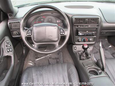 2002 Chevrolet Camaro Z28 Convertible 35th Anniversary   - Photo 19 - Mishawaka, IN 46545