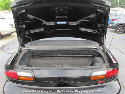 2002 Chevrolet Camaro Z28 Convertible 35th Anniversary   - Photo 13 - Mishawaka, IN 46545