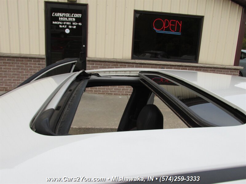 2016 Subaru WRX STI Limited AWD - Photo 9 - Mishawaka, IN 46545
