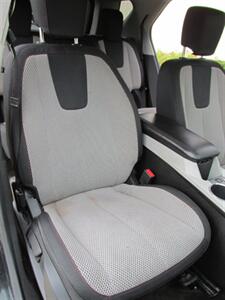 2017 Chevrolet Equinox LT AWD   - Photo 17 - Mishawaka, IN 46545
