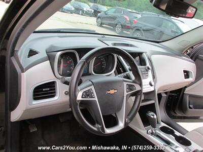 2017 Chevrolet Equinox LT AWD   - Photo 8 - Mishawaka, IN 46545
