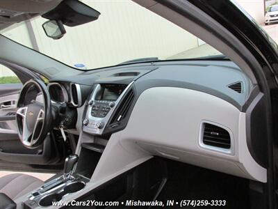 2017 Chevrolet Equinox LT AWD   - Photo 18 - Mishawaka, IN 46545