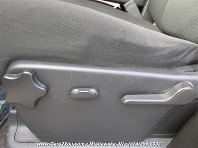 2013 GMC Sierra 1500 SLE 4x4 - Photo 14 - Mishawaka, IN 46545