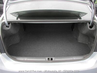 2018 Subaru Impreza Premium AWD   - Photo 14 - Mishawaka, IN 46545