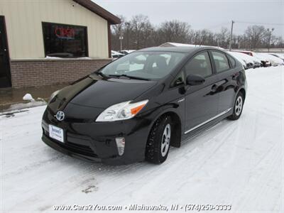 2015 Toyota Prius Five   - Photo 3 - Mishawaka, IN 46545