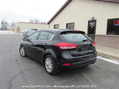 2015 Kia Forte5 EX   - Photo 4 - Mishawaka, IN 46545