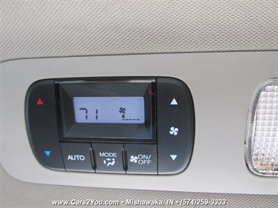 2014 Honda Odyssey Touring Elite   - Photo 17 - Mishawaka, IN 46545