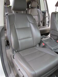 2014 Honda Odyssey Touring Elite   - Photo 27 - Mishawaka, IN 46545