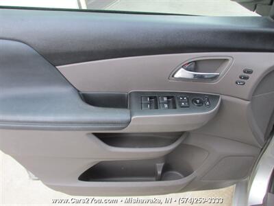 2014 Honda Odyssey Touring Elite   - Photo 11 - Mishawaka, IN 46545