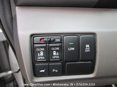 2014 Honda Odyssey Touring Elite   - Photo 30 - Mishawaka, IN 46545