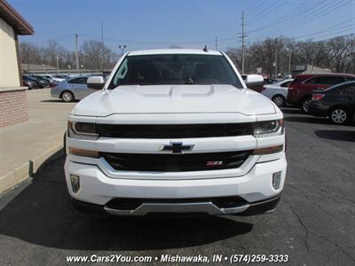 2018 Chevrolet Silverado 1500 LT Z71 4x4   - Photo 2 - Mishawaka, IN 46545