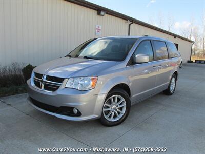 2019 Dodge Grand Caravan SXT   - Photo 2 - Mishawaka, IN 46545