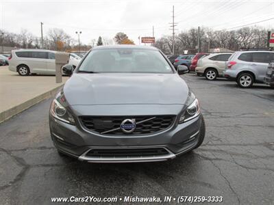 2016 Volvo S60 Cross Country T5 Platinum AWD   - Photo 2 - Mishawaka, IN 46545