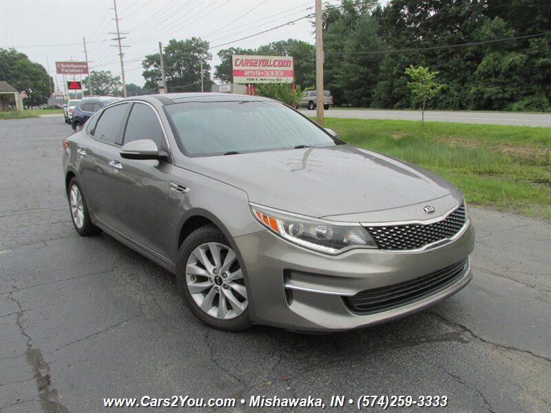 2018 Kia Optima EX   - Photo 1 - Mishawaka, IN 46545