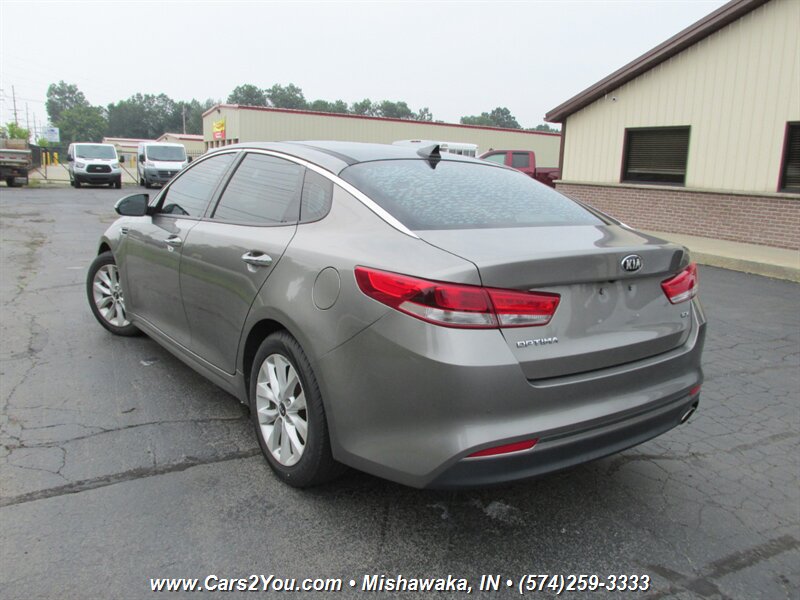 2018 Kia Optima EX - Photo 4 - Mishawaka, IN 46545