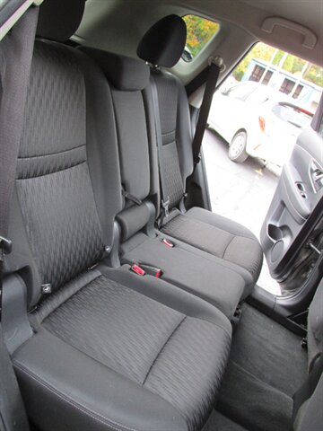 2019 Nissan Rogue SV 4x4 - Photo 19 - Mishawaka, IN 46545
