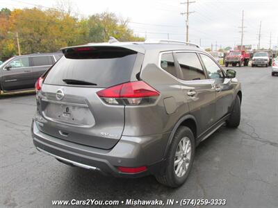 2019 Nissan Rogue SV 4x4 - Photo 7 - Mishawaka, IN 46545