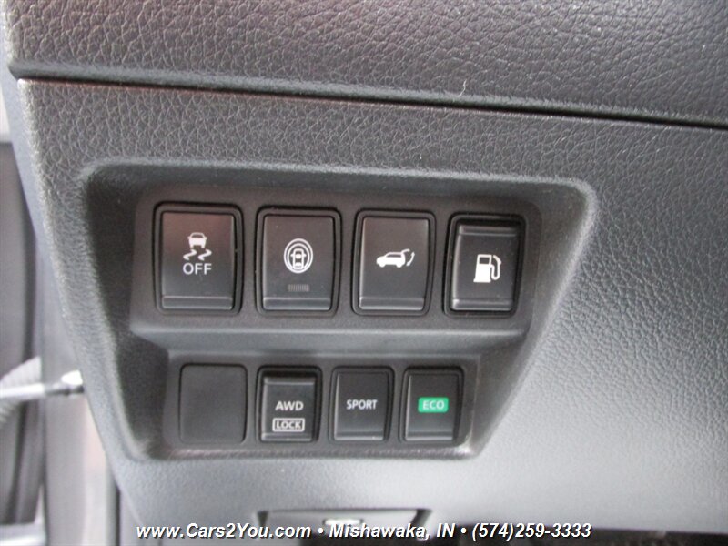 2019 Nissan Rogue SV 4x4 - Photo 10 - Mishawaka, IN 46545