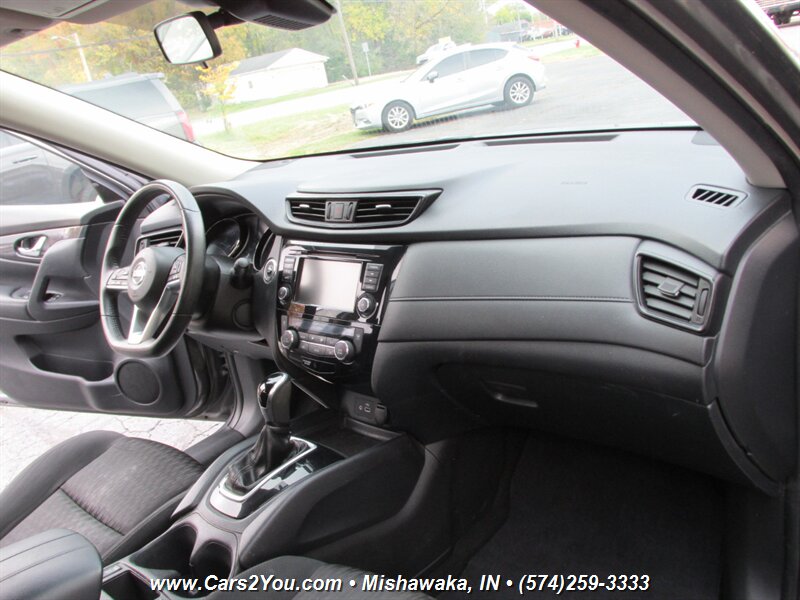2019 Nissan Rogue SV 4x4 - Photo 22 - Mishawaka, IN 46545