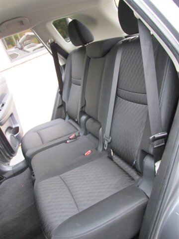 2019 Nissan Rogue SV 4x4 - Photo 14 - Mishawaka, IN 46545