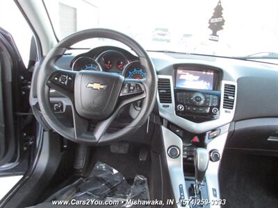 2016 Chevrolet Cruze Limited 1LT Auto   - Photo 17 - Mishawaka, IN 46545