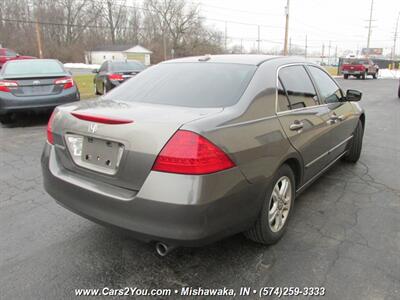2006 Honda Accord EX w/Leather   - Photo 6 - Mishawaka, IN 46545