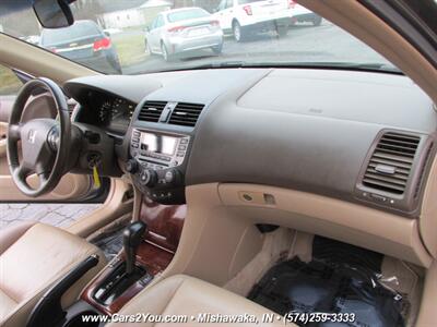 2006 Honda Accord EX w/Leather   - Photo 18 - Mishawaka, IN 46545