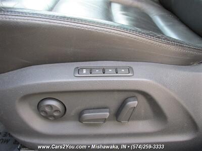 2009 Volkswagen Tiguan SEL 4Motion AWD   - Photo 11 - Mishawaka, IN 46545