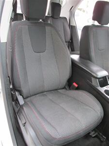 2017 Chevrolet Equinox LT   - Photo 16 - Mishawaka, IN 46545