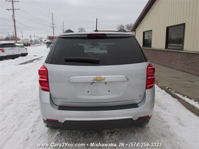 2017 Chevrolet Equinox LT   - Photo 6 - Mishawaka, IN 46545