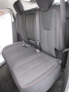 2017 Chevrolet Equinox LT   - Photo 13 - Mishawaka, IN 46545