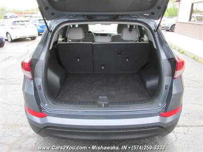 2017 Hyundai TUCSON SE 4x4   - Photo 11 - Mishawaka, IN 46545