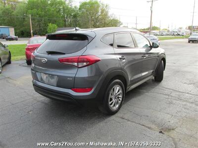 2017 Hyundai TUCSON SE 4x4   - Photo 5 - Mishawaka, IN 46545