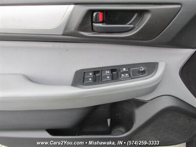 2018 Subaru Legacy 2.5i AWD   - Photo 8 - Mishawaka, IN 46545