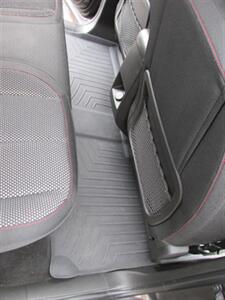 2013 Chevrolet Equinox LT 4x4   - Photo 18 - Mishawaka, IN 46545