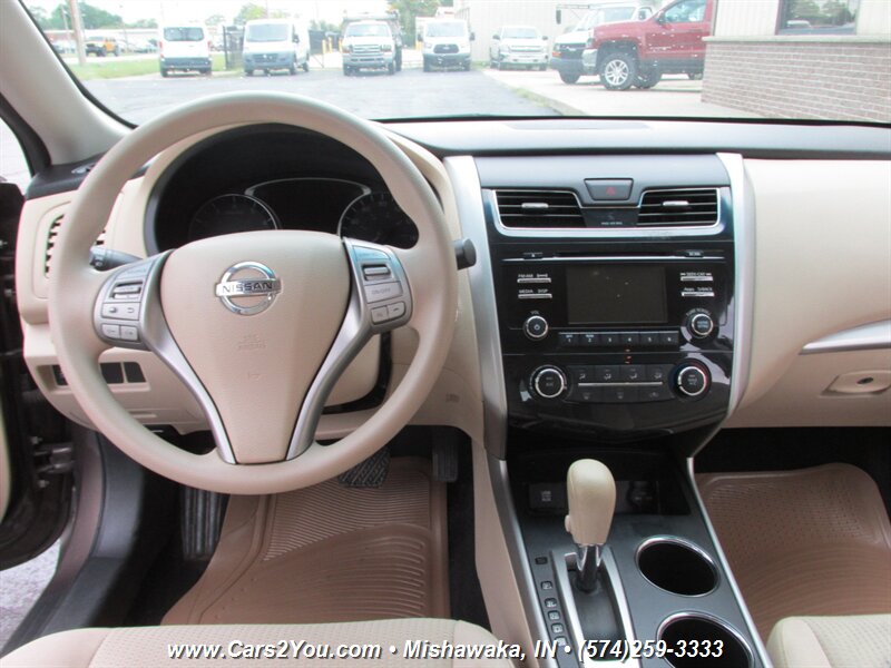 2015 Nissan Altima 2.5 - Photo 19 - Mishawaka, IN 46545