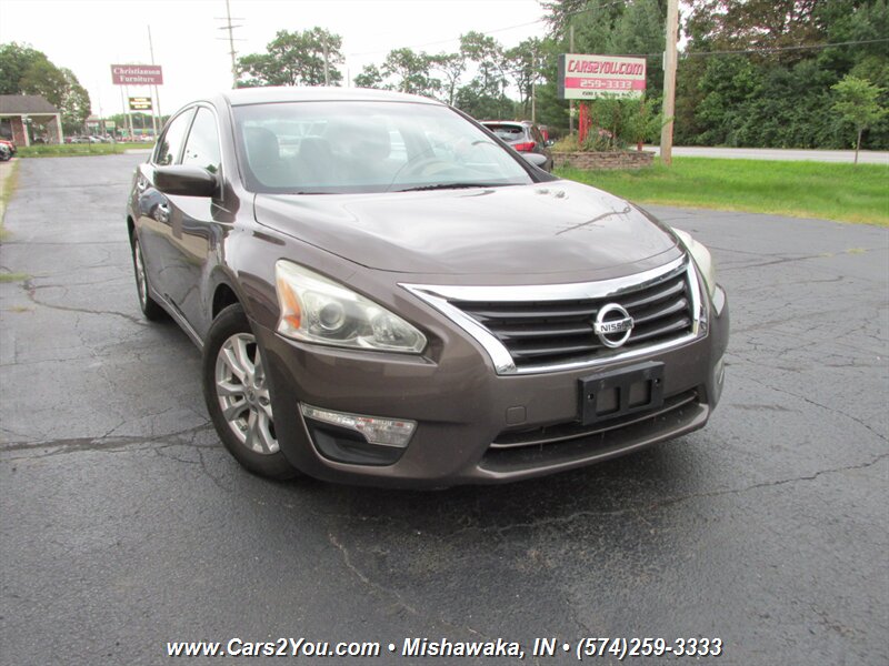 2015 Nissan Altima 2.5 - Photo 6 - Mishawaka, IN 46545