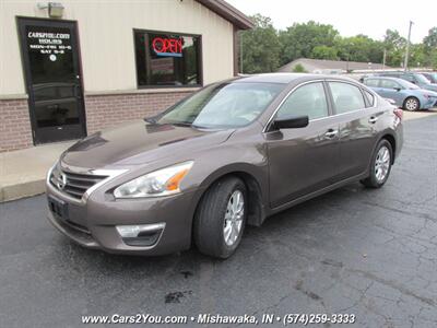 2015 Nissan Altima 2.5 - Photo 2 - Mishawaka, IN 46545