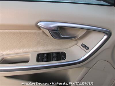 2014 Volvo S60 T5   - Photo 10 - Mishawaka, IN 46545