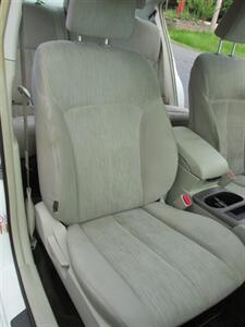 2013 Subaru Legacy 2.5i AWD - Photo 15 - Mishawaka, IN 46545